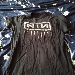 Nine inch nails t shirt size medium